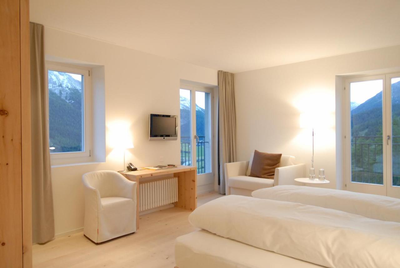 Hotel Castell Zuoz Quarto foto